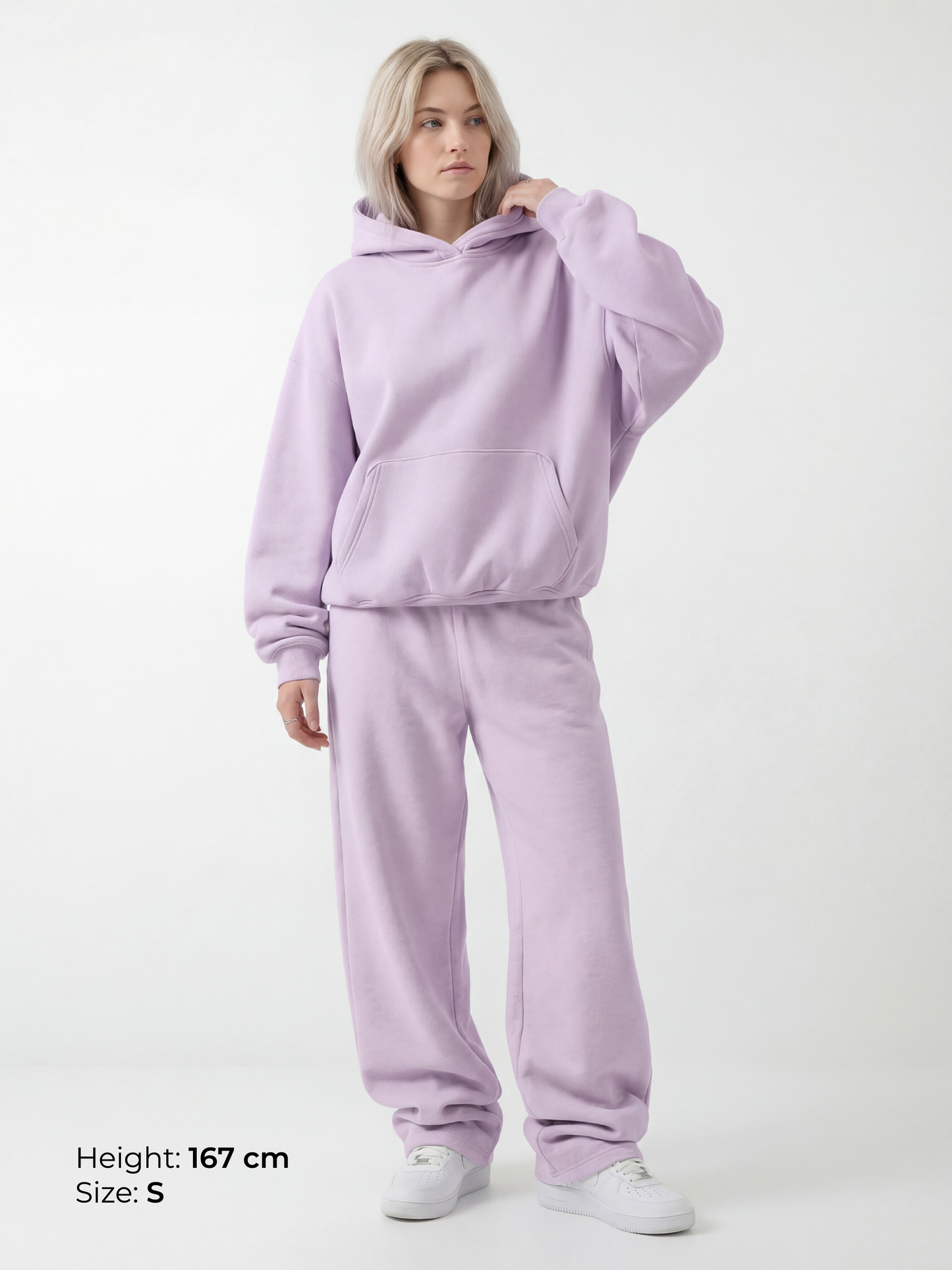 OVERSIZED SWEATPANTS