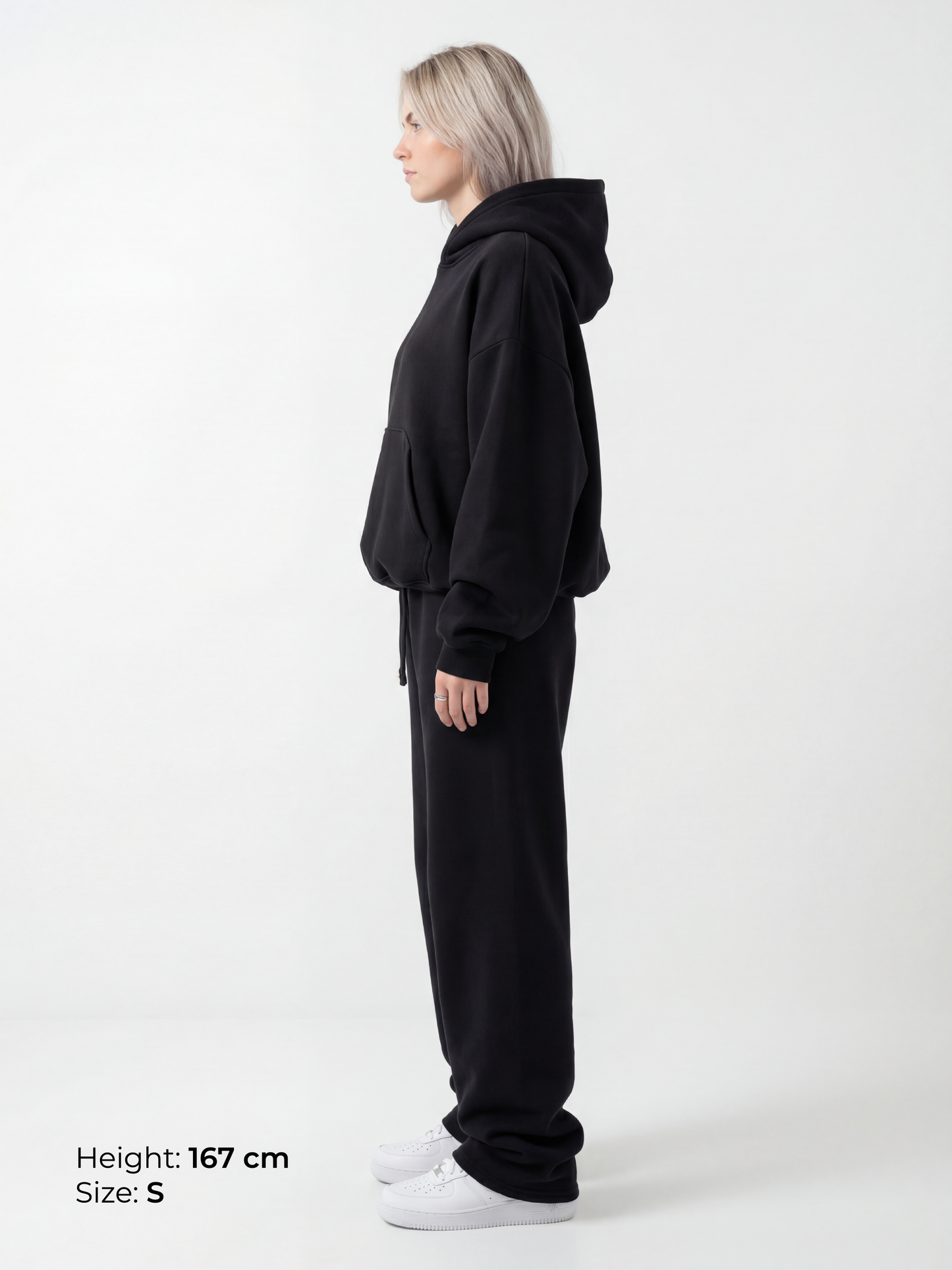 OVERSIZED SWEATPANTS