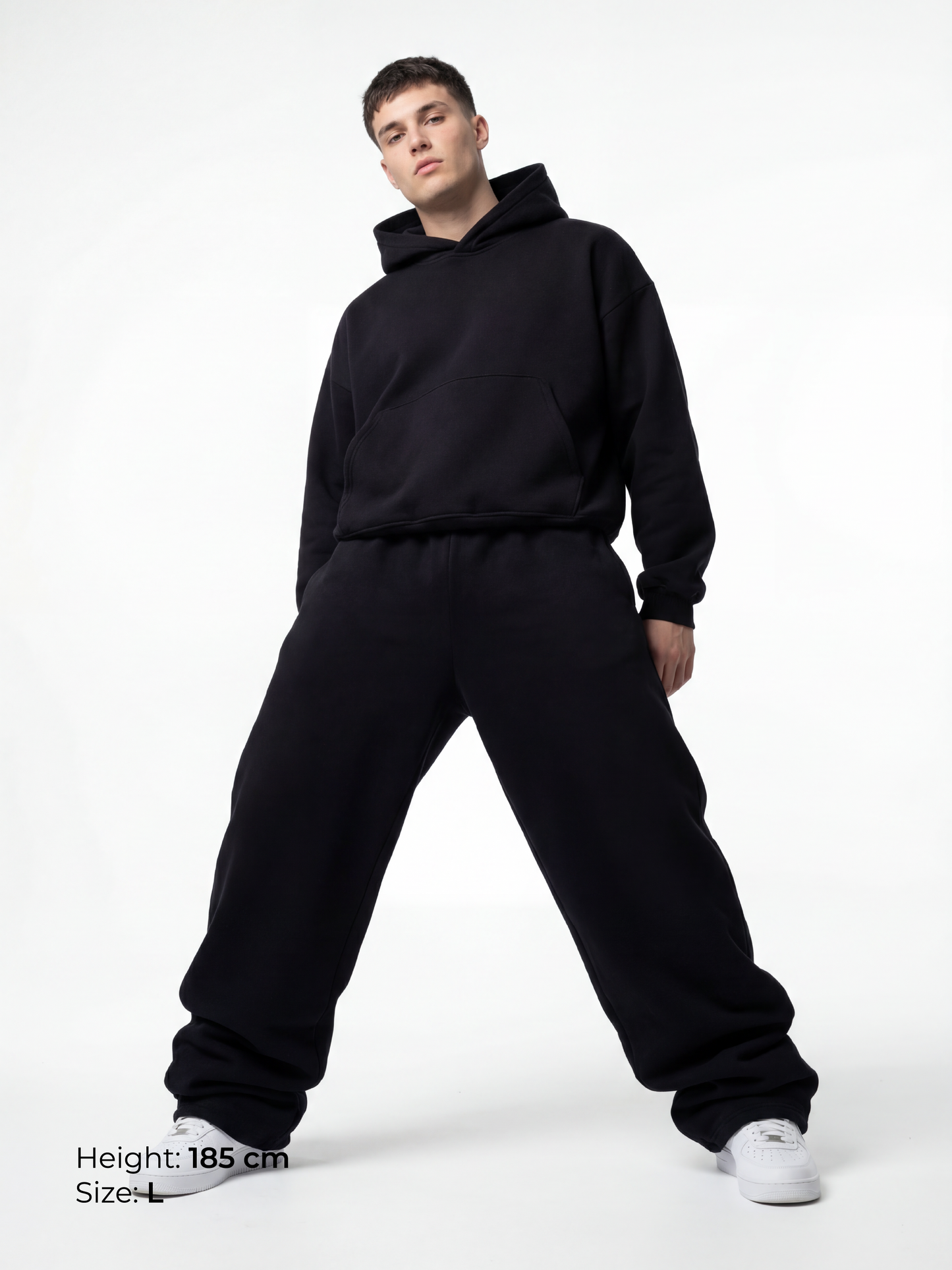 OVERSIZED SWEATPANTS