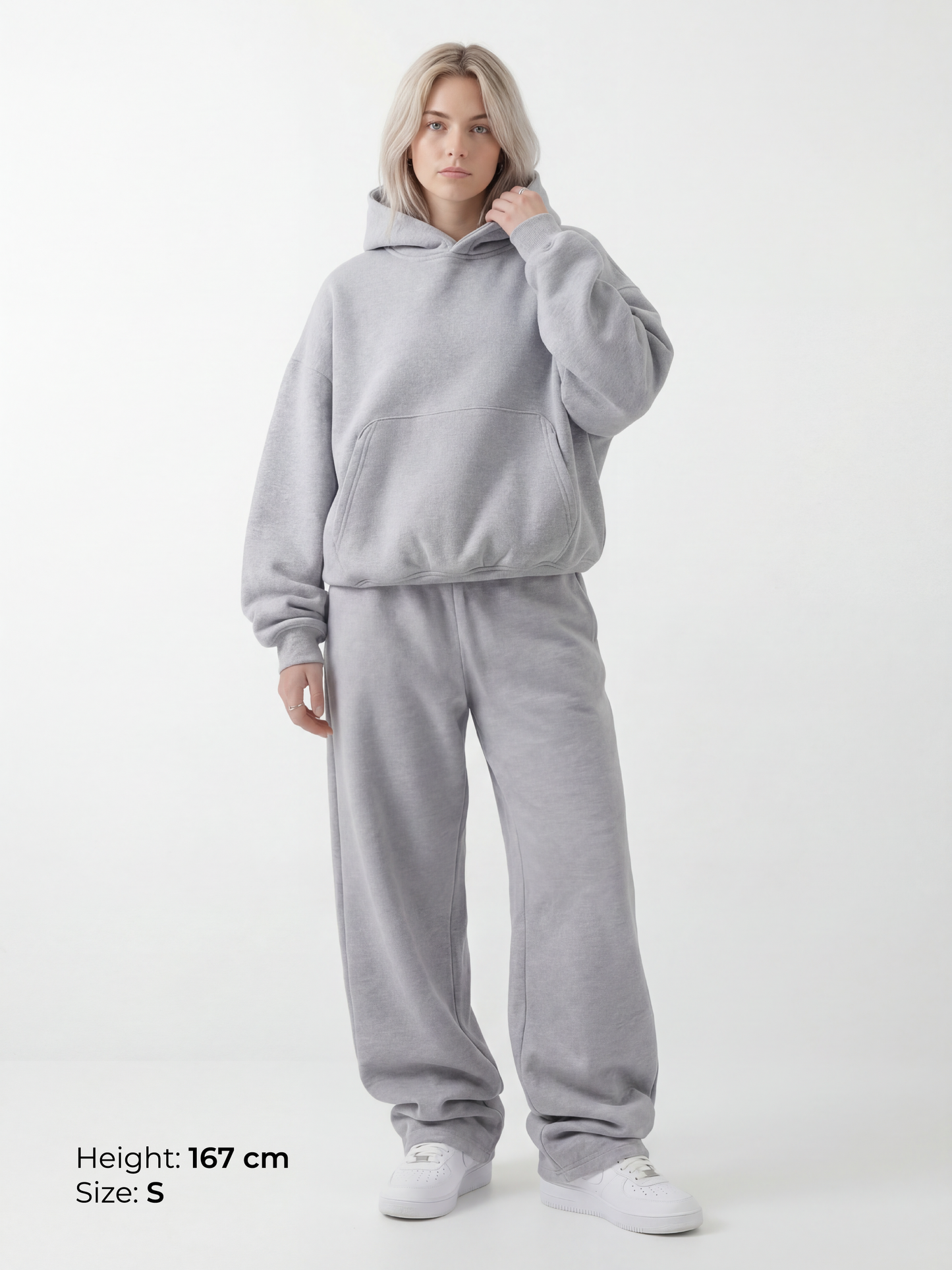 OVERSIZED SWEATPANTS