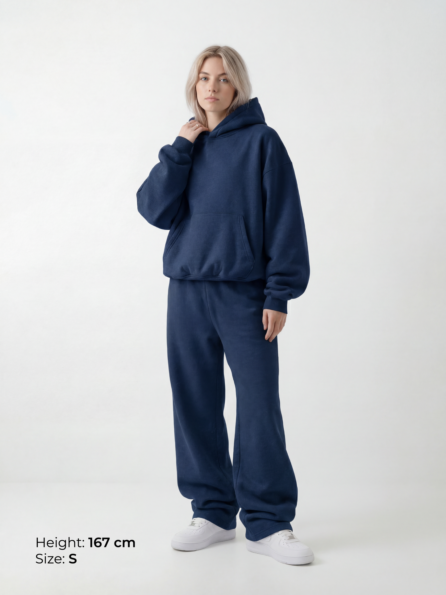 OVERSIZED SWEATPANTS