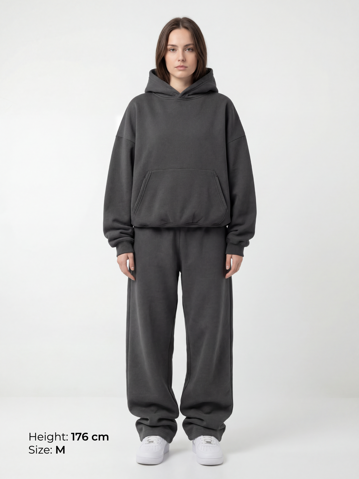 OVERSIZED SWEATPANTS