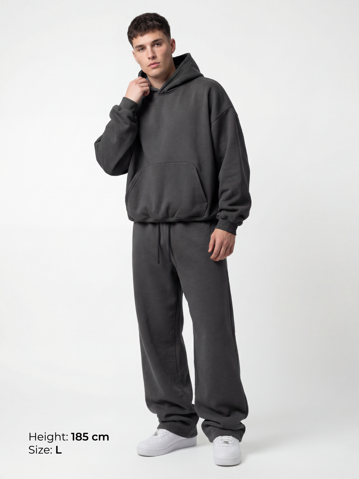 OVERSIZED SWEATPANTS