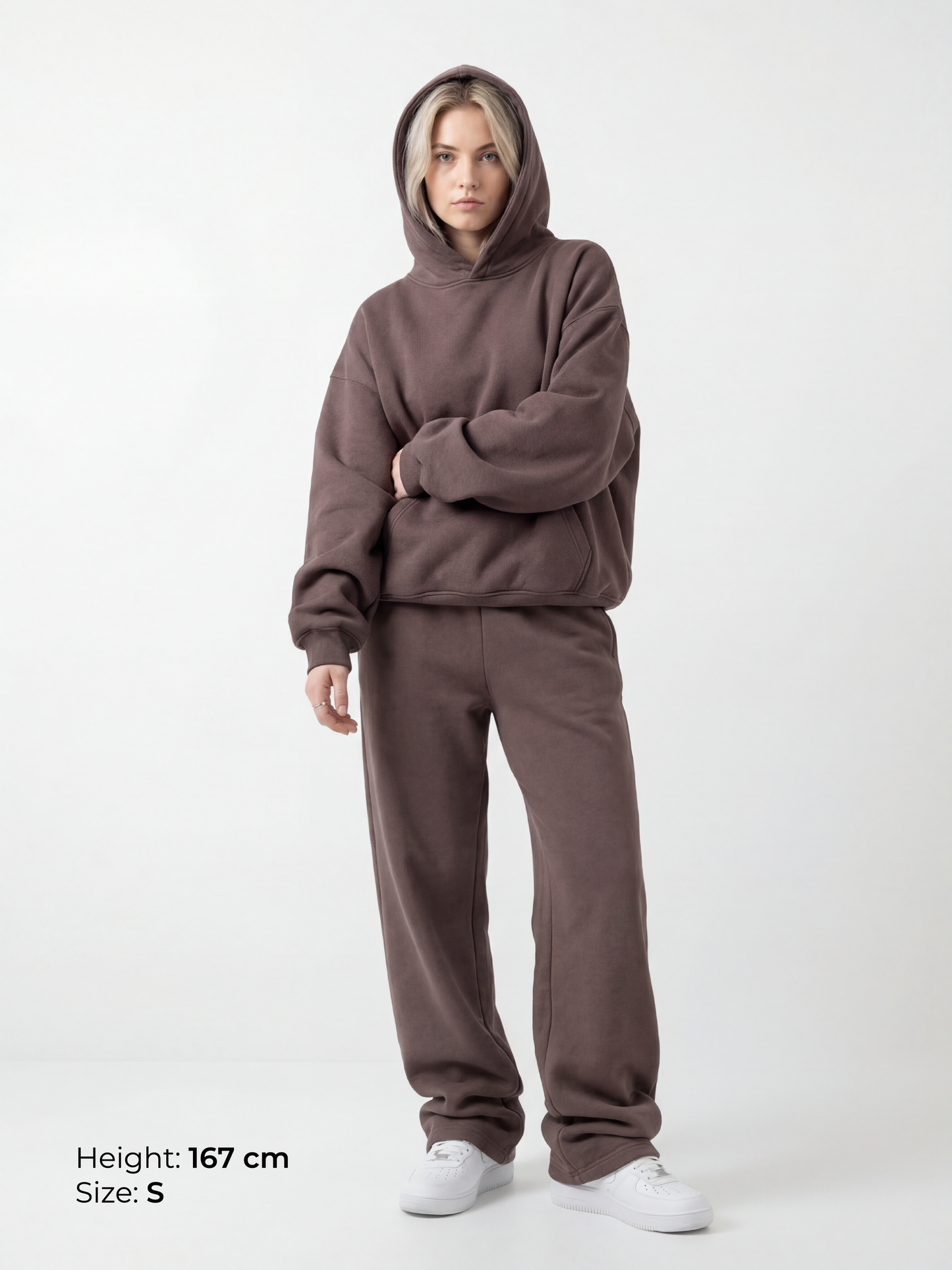 OVERSIZED SWEATPANTS